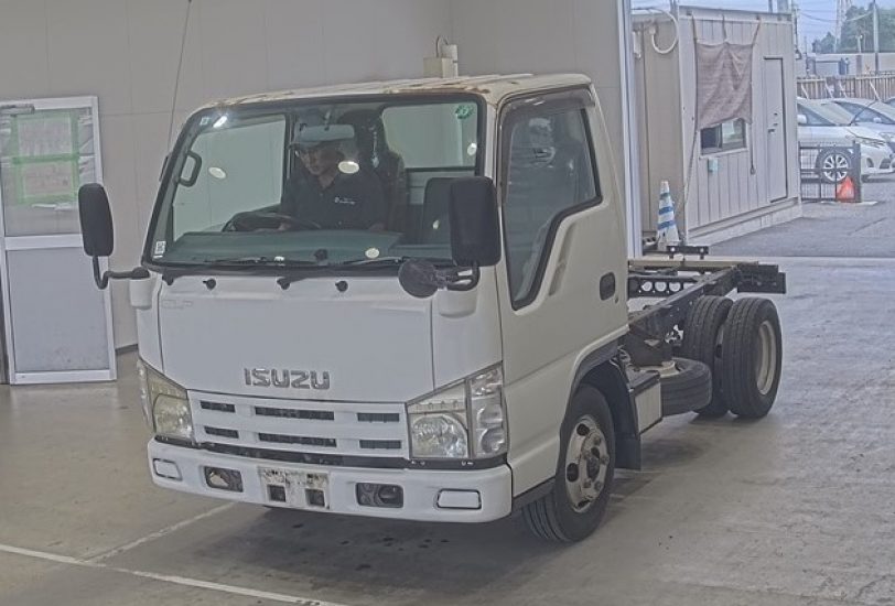 ISUZU-ELF-BKG-NJR85A